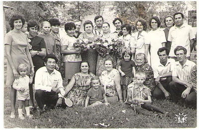 Городовиковск Хмелевская Лидия Ивановна, Сафронова Галина Георгиевна, Суржикова Раиса Никитична, Басанова Зинаида Алексеевна, Костина Мария Петровна, Ивженко Анна Никифоровна, Дохленко Виктор Андреевич, Мушкарцева Клавдия Ивановна, Долгополова Раиса Григорьевна, Андрей Прокопенко, Грицай Александра Яковлевна, Терещенко Лидия Петровна, Штрикунов Михаил Петрович, Прокопенко Надежда Александровна, Костин Александр Семенович...